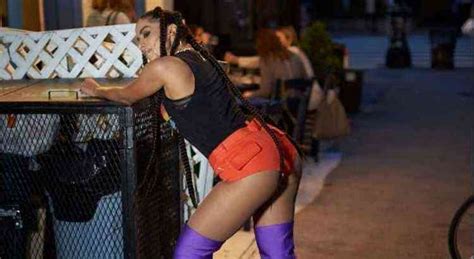 Con pexels videos es más fácil encontrar grabaciones gratuitas para tu página web, vídeo de promoción o cualquier otra cosa. Anitta promete lançamento de música nova todo mês