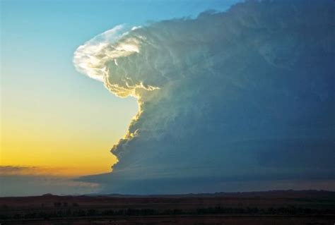 Anomalous Cumulonimbus Clouds In Pictures Strange Sounds
