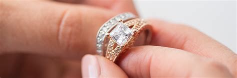 Https://tommynaija.com/wedding/do You Buy A Wedding Ring And Engagement Ring