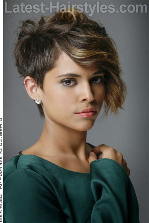 The Prettiest Short Hairstyles For Summer 2015 Side Swept Hairstyles