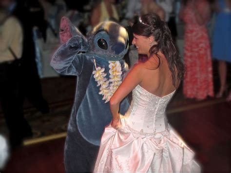 This Walt Disney World Bride Shares A Dance With Stitch From Lilo And
