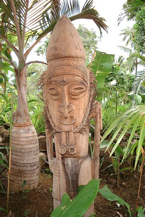 Sculpture 彫刻 ちょうこく Madang Resort Hotel Madang Papua N Flickr