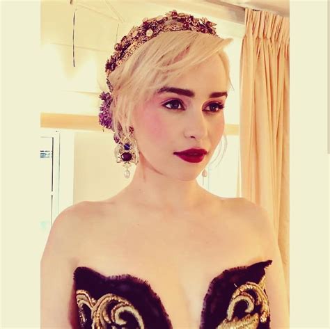 52 Hot Pictures Of Emilia Clarke Will Get You Addicted To Her