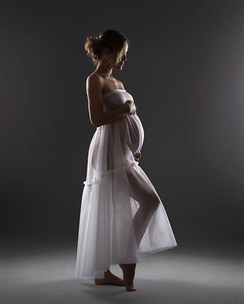 Pregnancy Photoshoot — Mini Beach Session — Oxana Alex Photography Maternity Photoshoot