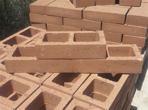 All units can be manufactured using a wide variety of mix designs. Slump Block see Slump Block Detail for more information