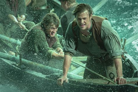 New In The Heart Of The Sea Trailers 43 Images And 3 Posters The