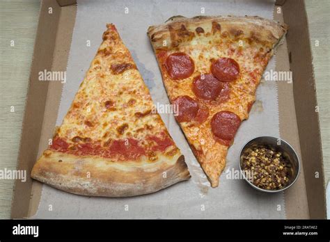 New York City Style Pizza Slice Pepperoni Plain Slice Nyc Pizzeria