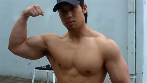Import Me Plox Tuan Tran How I Build My Big Biceps