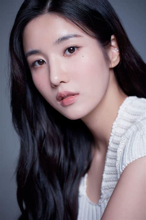 7 Nữ Idol Kpop Chỉ Chụp ảnh Profile đơn Giản Cũng Tỏa Ra Khí Chất Sang Chảnh đẹp Hết Nấc