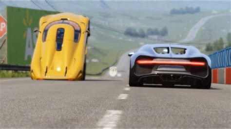 Bugatti Chiron Vs Koenigsegg Regera At Highlands Youtube