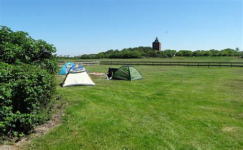 Haus seeblick finden sie in insel neuwerk unter der adresse haus seeblick, nur 5 minuten vom zentrum entfernt. Camping auf Neuwerk