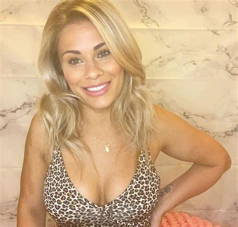 Paige Vanzant Heats Things Up On Instagram Without Any Clothes