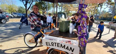 Elote Man Of Houston S East End Getting Support From Gofundme Donors
