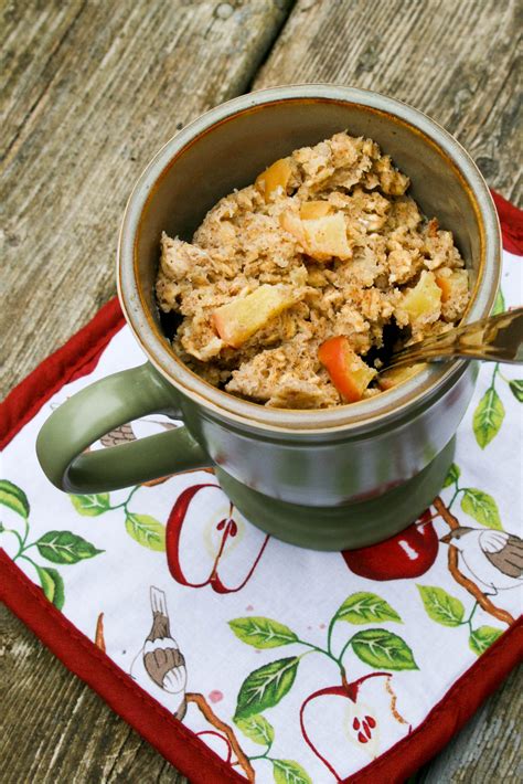 Just combine oats and water in a jar, then microwave. These 20 Microwave Recipes Will Be The Best Part Of Your Workday - Love With Food by SnackNation ...