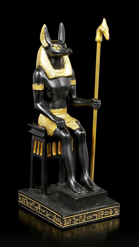 Ägyptische figur anubis sitzend figuren shop de