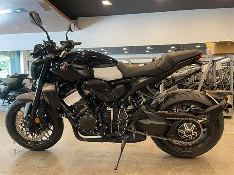 Honda Cb1000r Black Edition 2021 đầu Tiên Về Việt Nam Sơn đen Toàn