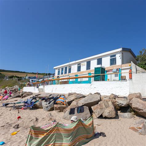The Best Things To Do And Attractions In Praa Sands Cornwall Porth
