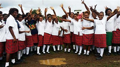Papúa Nueva Guinea Inauguración De Una Nueva Escuela Técnica De Las