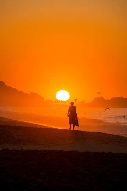 Premium Photo Sunrise At Ipanema Beach In Rio De Janeiro Brazil