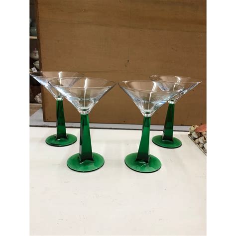 Kelly Green Stem Martini Glasses Set Of 4 Chairish