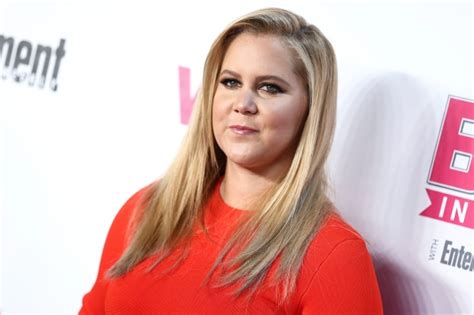 amy schumer took long way around to announce she s pregnant ctv news