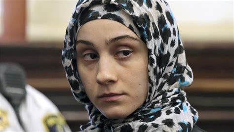 Ailina Tsarnaeva Sister Of Boston Marathon Bombing Suspects Faces New York City Judge Cbs News