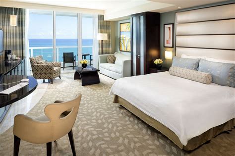 Lexington Hotel Miami Beach Rooms Latonia Benavides