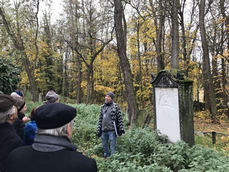 12112021 Führung über Den Jüdischen Friedhof In Fürth Karl Bröger