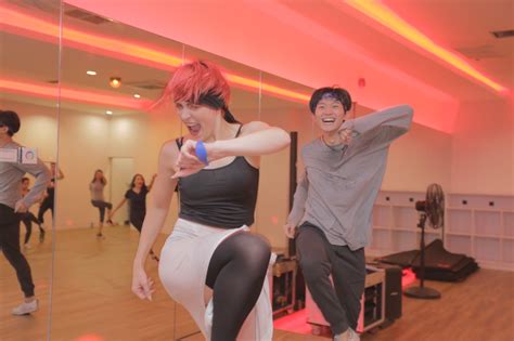 เอาใจขาแดนซ์ แพ็คคู่ กับ คลาสสุดพิเศษ We Duo Fit Dance We Fitness Society