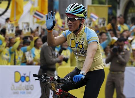 Thailands Crown Prince Leads 100000 Cyclists On A Ride