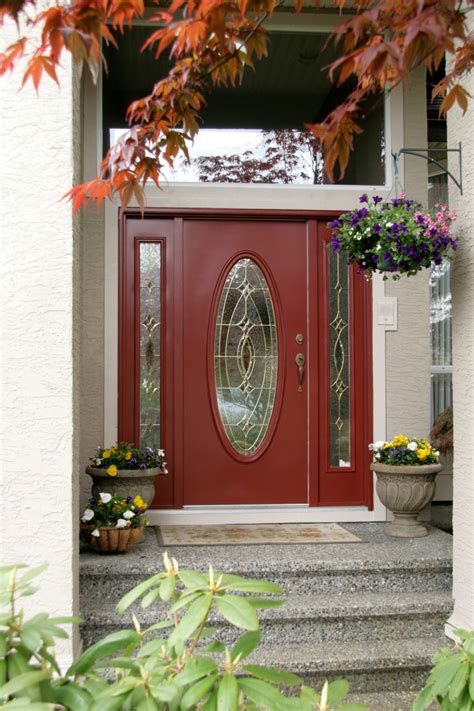 Happily, there is a red for everyone, especially when paired with colors that effortlessly anchor this dynamic hue. Creating a Charming Entryway with Red Front Doors
