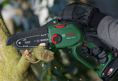 Bosch EasyChain Ξυλοκοπτικό Μπαταρίας 18V 15 7 Solo Praktiker