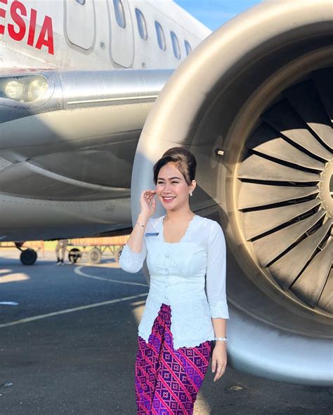 Seragam Pramugari Lion Air Instagram Pramugari Lion Air Ini Jadi Ratu