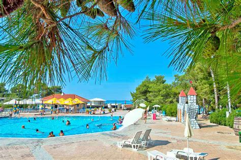 Kemping Zaton Holiday Resort Dalmacja Chorwacja Campingplus Pl
