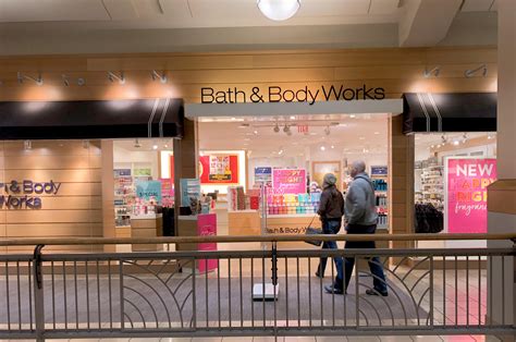 Is Bath And Body Works Going Out Of Business 2020 Business Walls