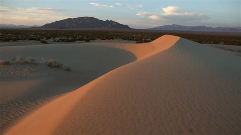 Shrink this national monument in the Mojave Desert? Conservationists