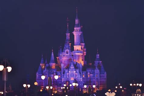 迪士尼城堡夜景图壁纸 迪士尼城堡壁纸夜景 大山谷图库