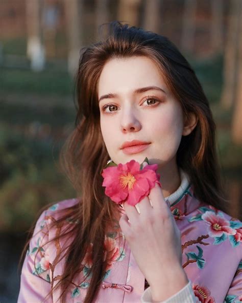 Pin By Walid Roslan On Anastasia Cebulska In 2020 Beautiful Girl Face