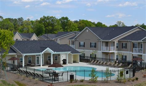 Sumerlyn Luxury Apartments Raleigh Nc Apartment Finder