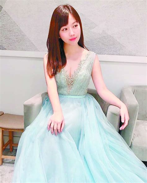 Search for text in self post contents. 蔡尚樺不再保守穿上深V裝 | 多倫多 | 加拿大中文新聞網 - 加拿大星島日報 Canada Chinese News