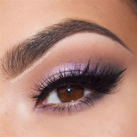 Spring Beauty Trend Lavender Lilac Purple Lilac Eye Makeup Purple