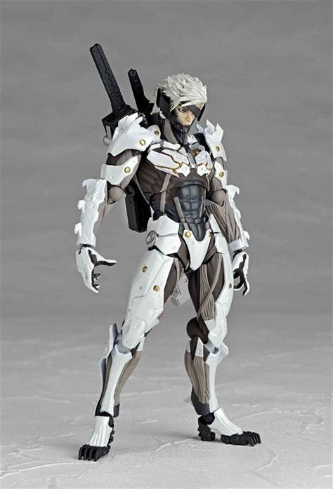 Revoltech Yamaguchi No140ex Raiden White Armor Metal Gear Rising