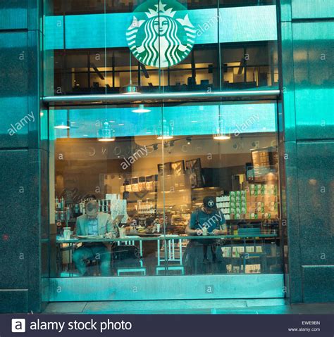 Starbucks Cafe Store Hi Res Stock Photography And Images Alamy