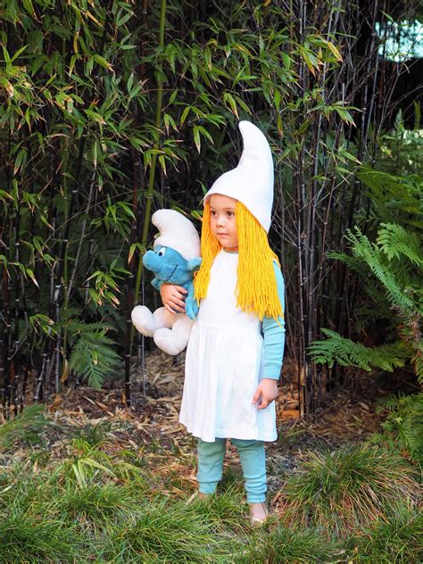 Homeade halloween costumes smurf costume couple halloween costumes halloween party halloween ideas unicorn halloween halloween 2017 halloween stuff costume ideas. Now that your Smurf hat is done it's time to put the pieces together.