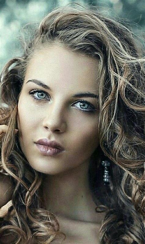 pin by lisa hyatt on drop dead gorgeous chicks most beautiful eyes most beautiful faces