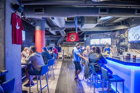 Visit these popular toronto bars and breweries. The top 35 sports bars in Toronto by neighbourhood