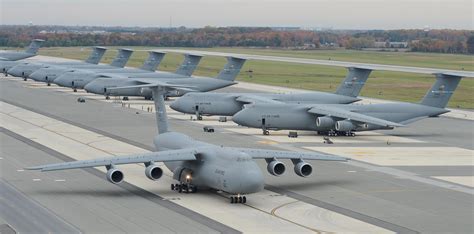 Air Force Grounds All C 5m Galaxy Aircraft At Dover Afb Fighter Sweep