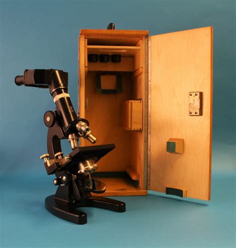 Compound Achromatic Microscope Stand S With Binocular Tube