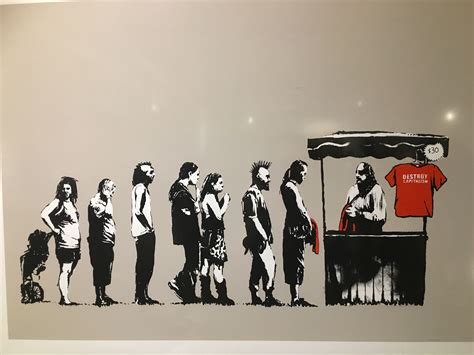 He keeps his identity a secret. Pin von Donata Meyer auf Banksy@ Bikini Berlin | Banksy ...