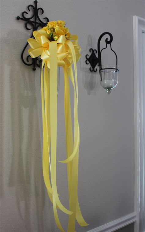 Check out the brides throwing catstumblr to see more brides throwing cats. Throw bouquet by Rockwall Wedding Chapel. rockwallchapel ...